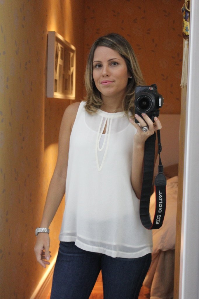 Look do dia casual jeans seven e camiseta branca 2